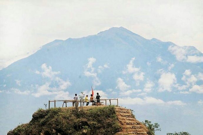 Selain Merapi, Ada 4 Gunung di Jogja yang Kece Banget Kamu Ajak Selfie