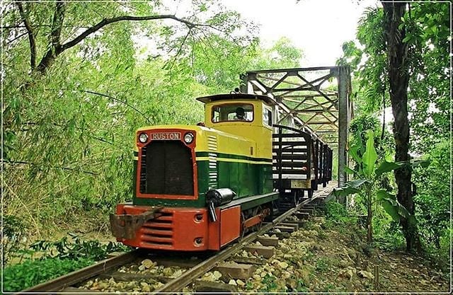 Ada Wisata Edukasi Baru di Blora: Loko Tour Kereta Ruston | Bakpia Mutiara  Jogja