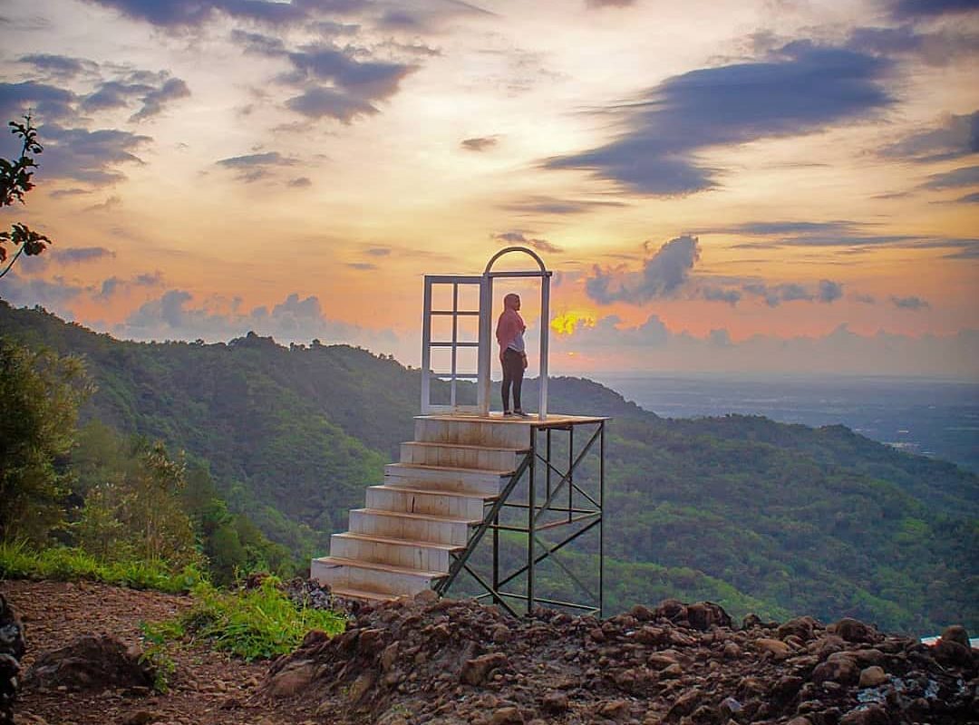 Tiket Masuk Wisata Pintu Langit Terbaru Yang Hits Bakpia