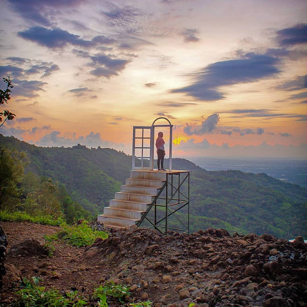 Tiket Masuk Wisata Pintu Langit Terbaru yang Hits Bakpia