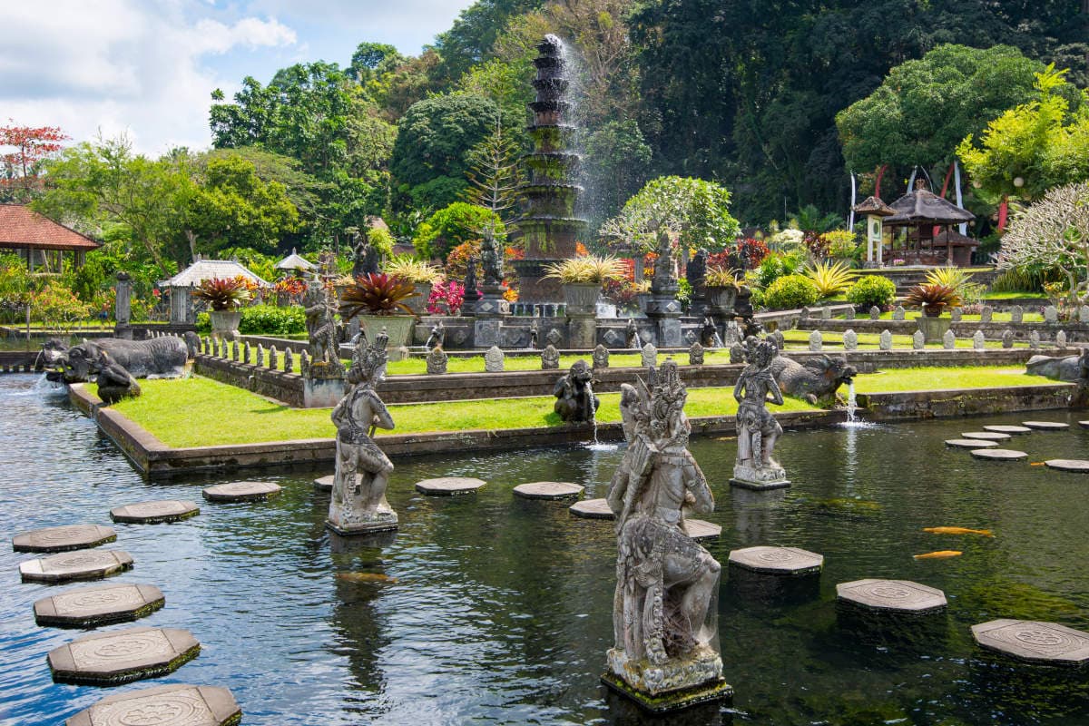 3 Wisata di Bali  Timur  yang Bisa Kamu Kunjungi dalam 
