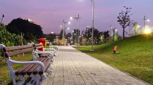 5 Taman Hijau yang Bisa Jadi Pilihan Liburan Santai di Jakarta - Bakpia
